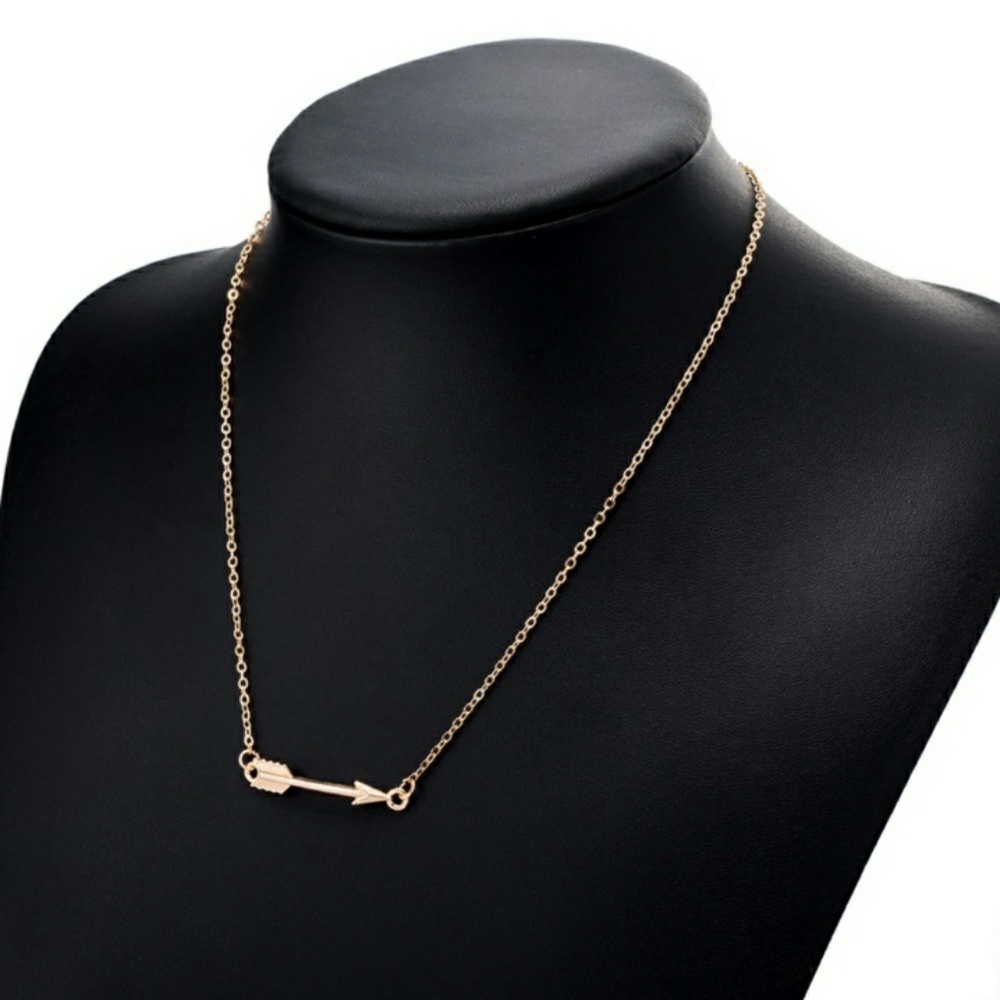 50% OFF ⚡️ Dainty Gold Arrow Necklace